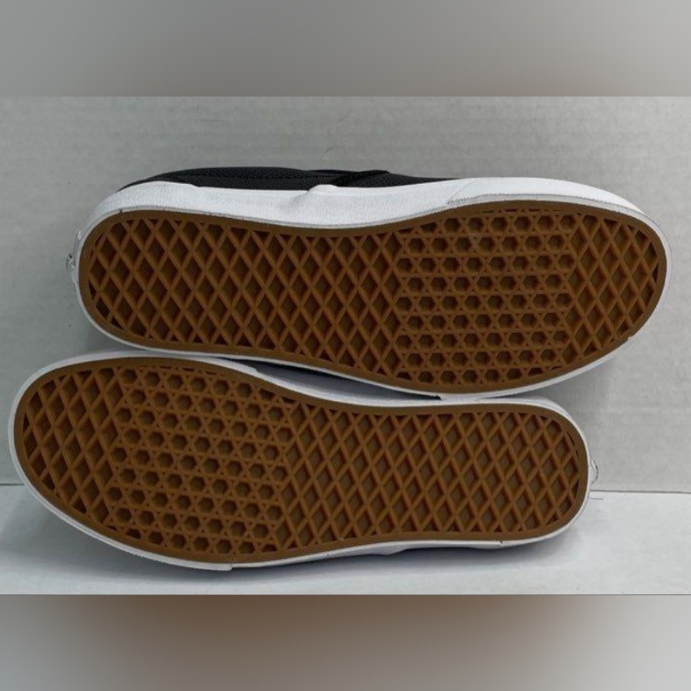 Vans Perf Leather Classic Slip-On Shoes Unisex M 8.5 W 10 NWOT MSRP $75 - Picture 7 of 9